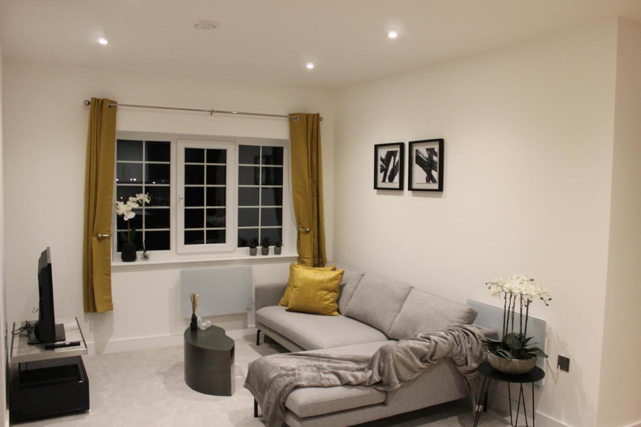 Luxury 2 Bed Apartment In The Heart Of Rochester Rochester  Exterior foto